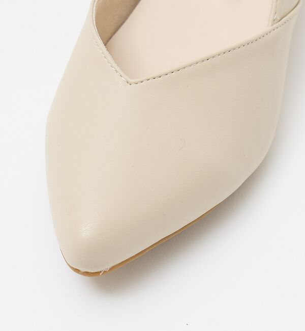 AU BANNISTER「【販売店舗限定】Vカットパンプス」|パンプス|