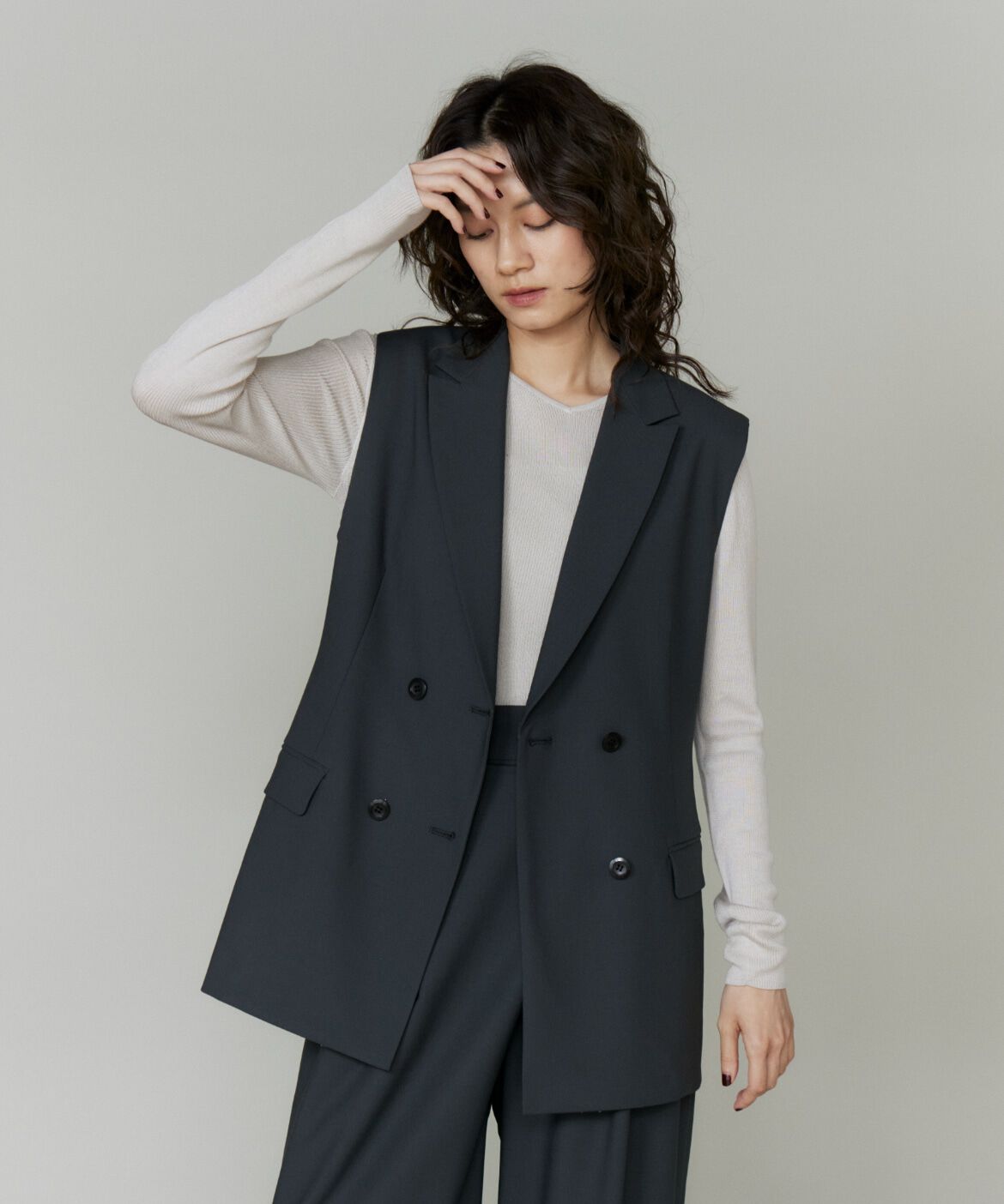 la veille by SUPERIOR CLOSET「《大きいサイズ》ダブルブレストジレ」|ダウンベスト・ベスト|