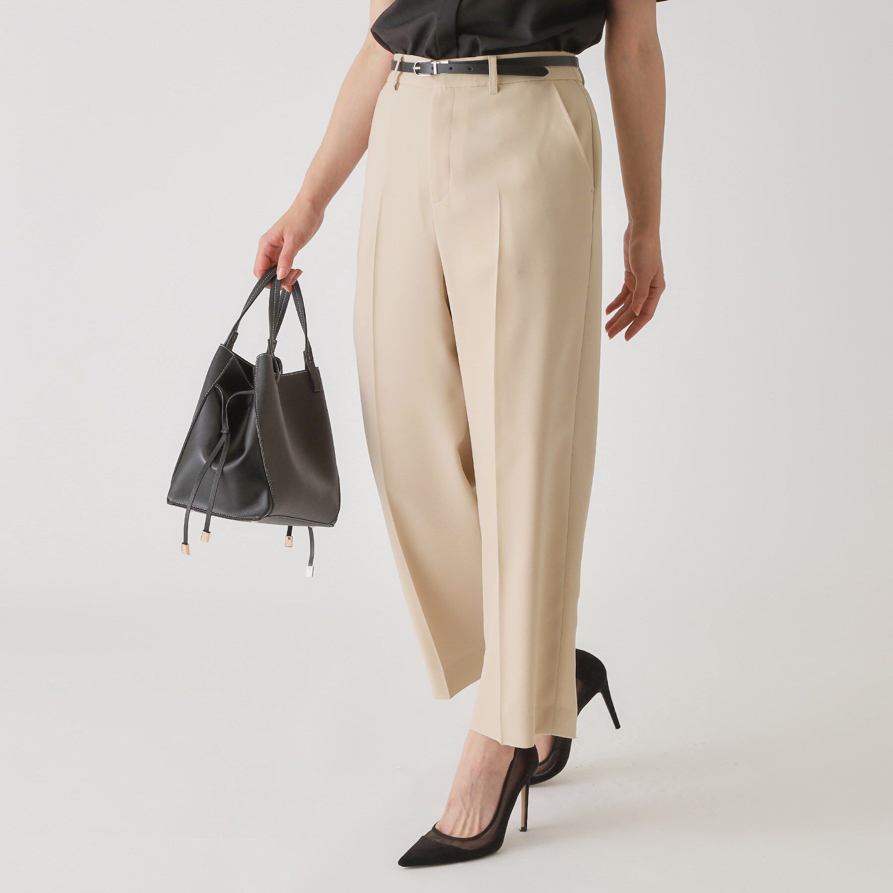 COUP DE CHANCE「【手洗い可／日本製】センタープレス ストレートパンツ」|その他|グレージュ(050)