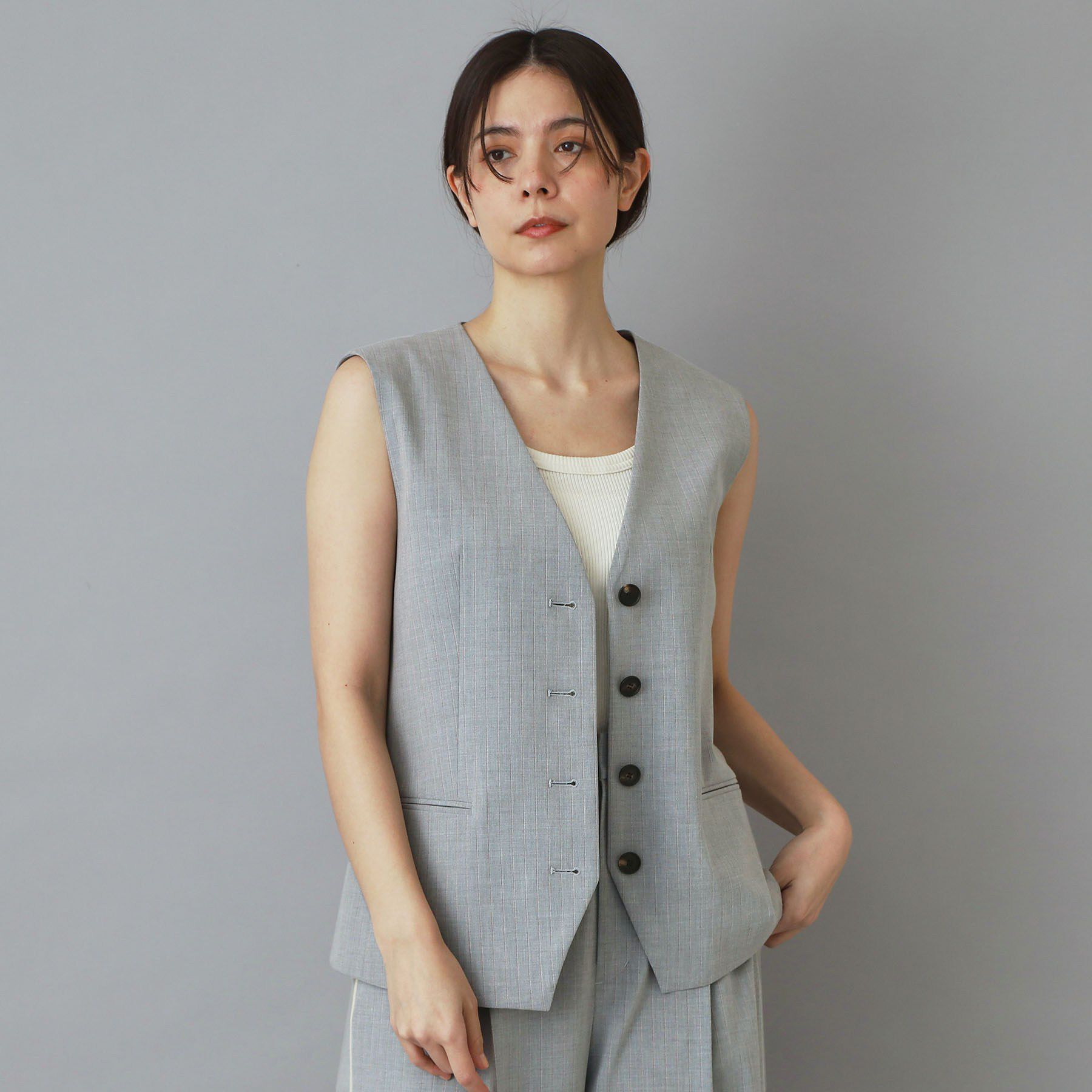 DRESSTERIOR「【セットアップ可/ウォッシャブル】セットアップストライプジレ」|ベスト・ジレ|グレー(312)