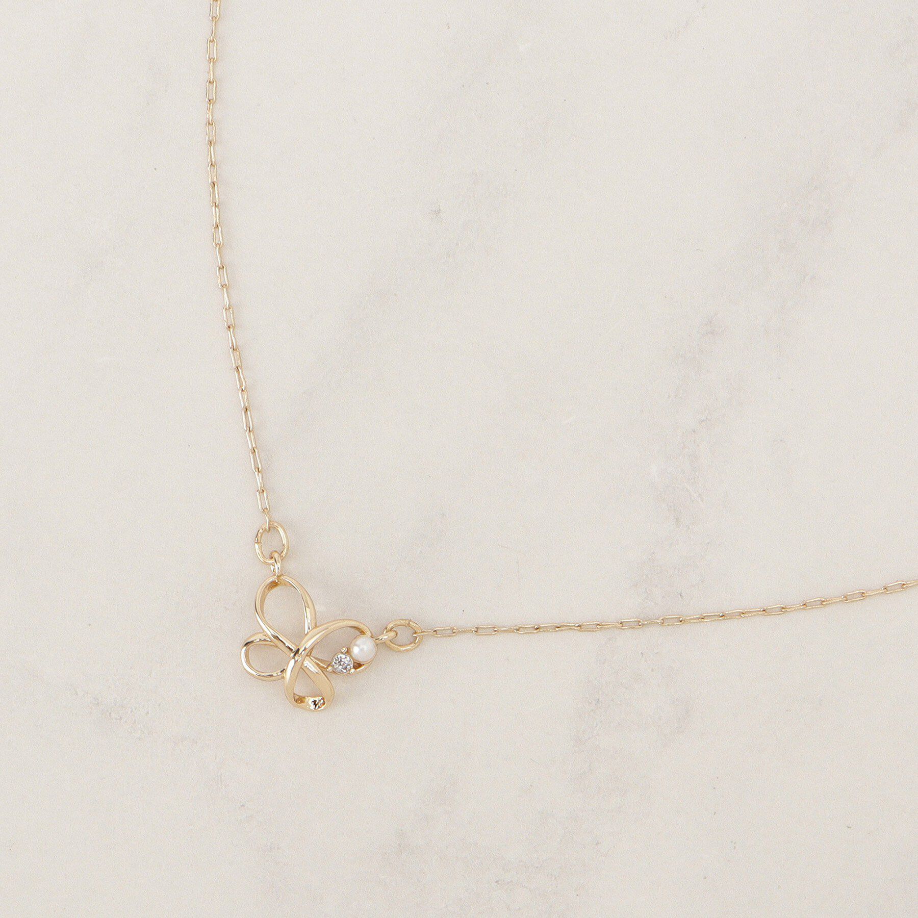 grove「バタフライプチペンダント」|ネックレス|ゴールド(007)