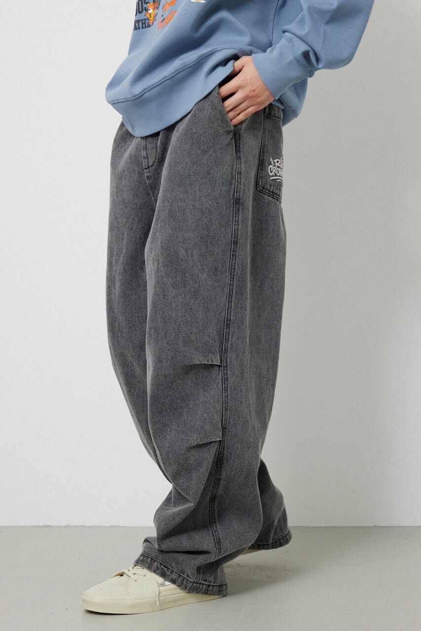 RODEO CROWNS「エンボスロゴデニムパンツ」|デニム|