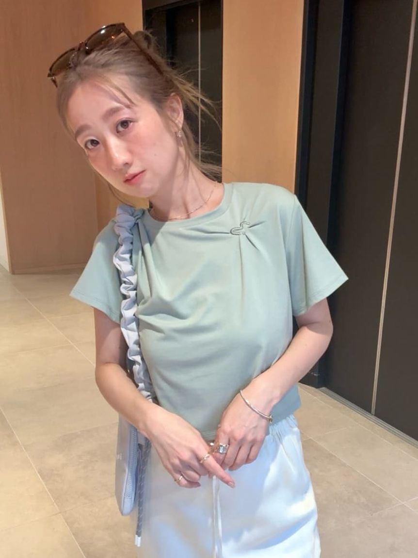 emmi atelier「【em】emmiロゴクロップドTシャツ/UVカット/接触冷感」|Tシャツ・カットソー|