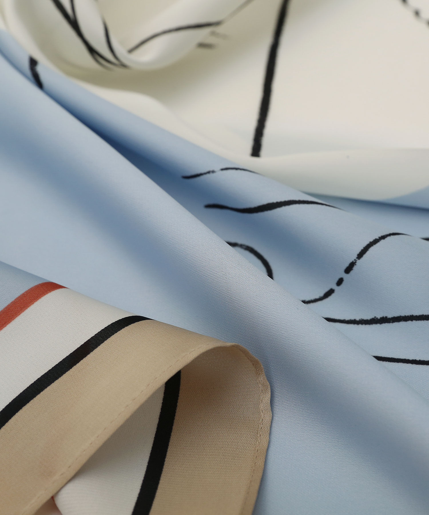 colleca la「ペールカラー大判スカーフ」|バンダナ・スカーフ|