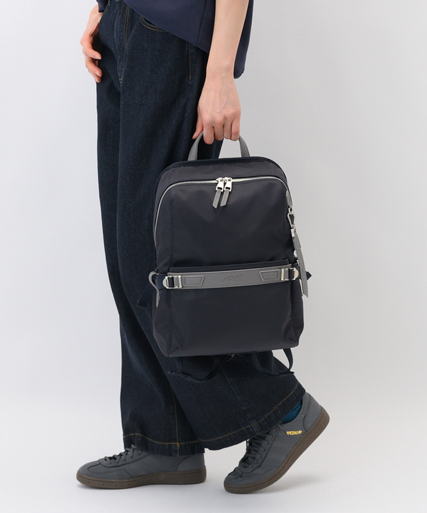 W&.Day/Night「W&.Day/Night リッカノーツ スクエアリュック レディース A4 13.3インチPC シンプル 通勤 19161 バッグ」|リュック|