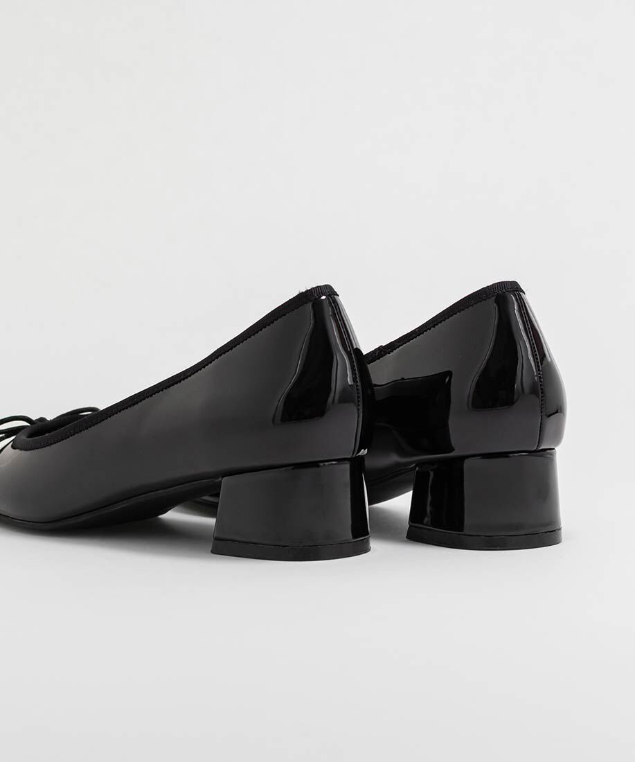  「スクエアトゥヒールアップバレエシューズ」|パンプス|