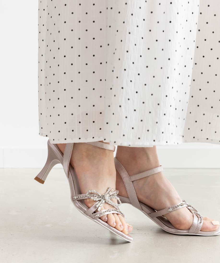  「ビジューリボンストラップサンダル」|サンダル|