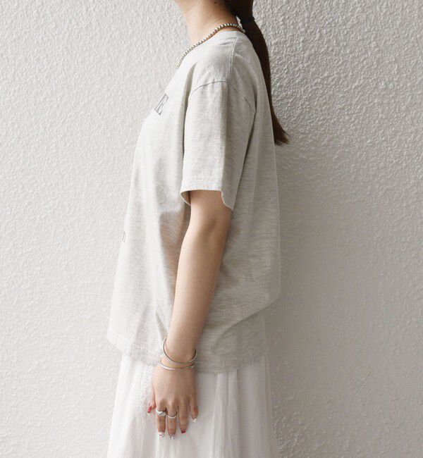 SHIPS any「《一部追加予約》TRICOMER:〈洗濯機可能〉フレンチ ロゴ プリント TEE」|Tシャツ・カットソー|