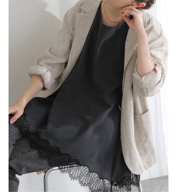  「【洗える】CHIGNON/シニヨン ヘムレースサテンタンク」|シャツ・ブラウス|ブラック