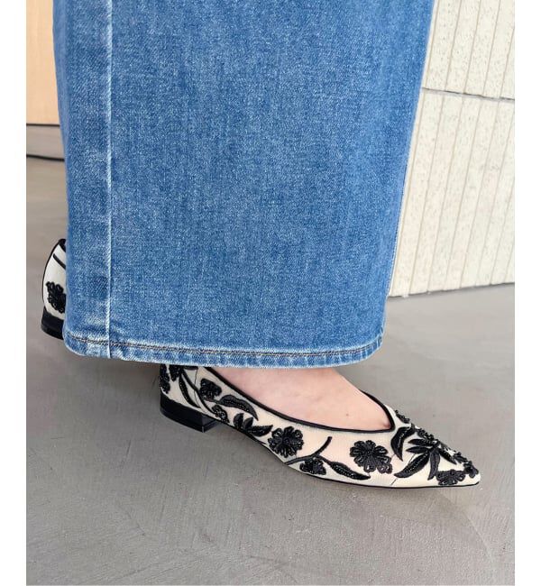  「《追加予約》ポインテッドフラワーエンブロイダリーフラット」|その他|