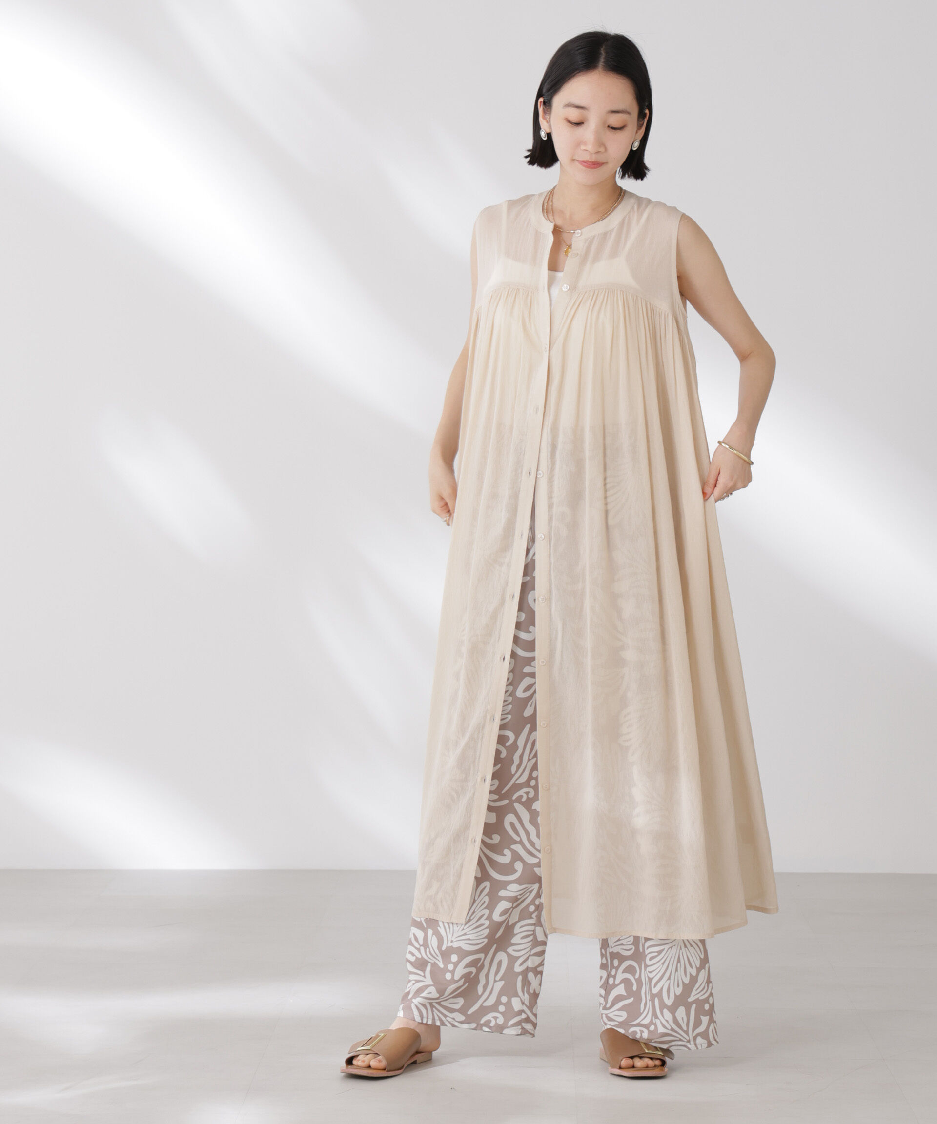 nano･universe「ギャザー切り替えノースリーブシアーワンピース」|ワンピース|