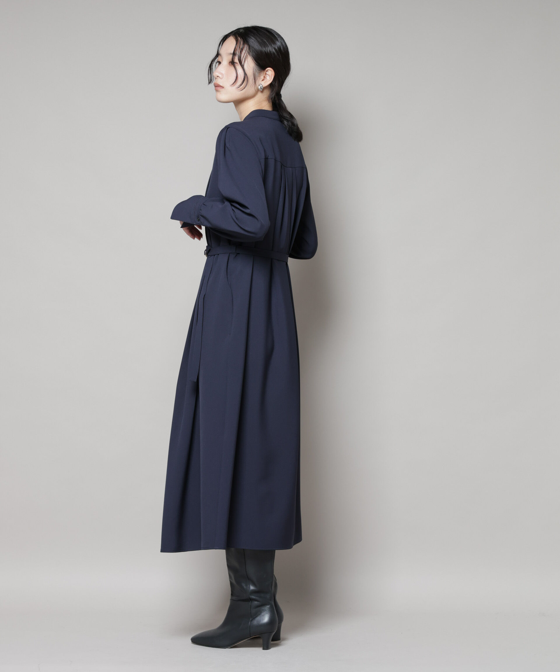 nano･universe「ダブルクロスベルト付きタックワンピース」|ワンピース|