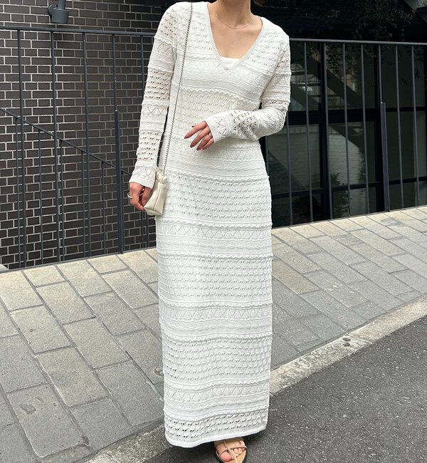  「【安心感のある裏地付き】深Vレースワンピース」|ワンピース|