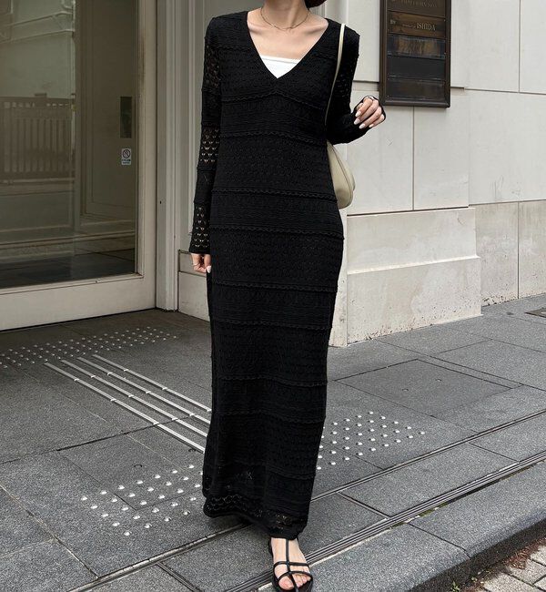  「【安心感のある裏地付き】深Vレースワンピース」|ワンピース|