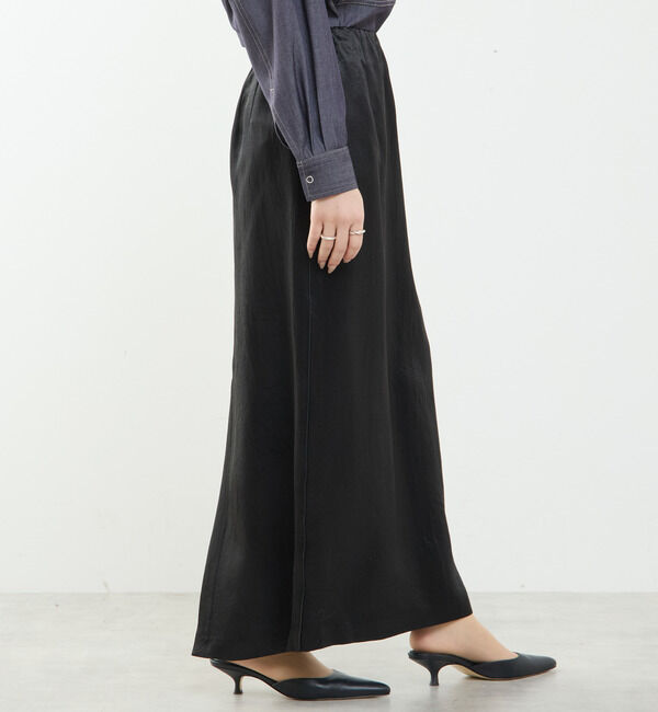 SOFFITTO「上品な光沢感のIラインスカート」|スカート|