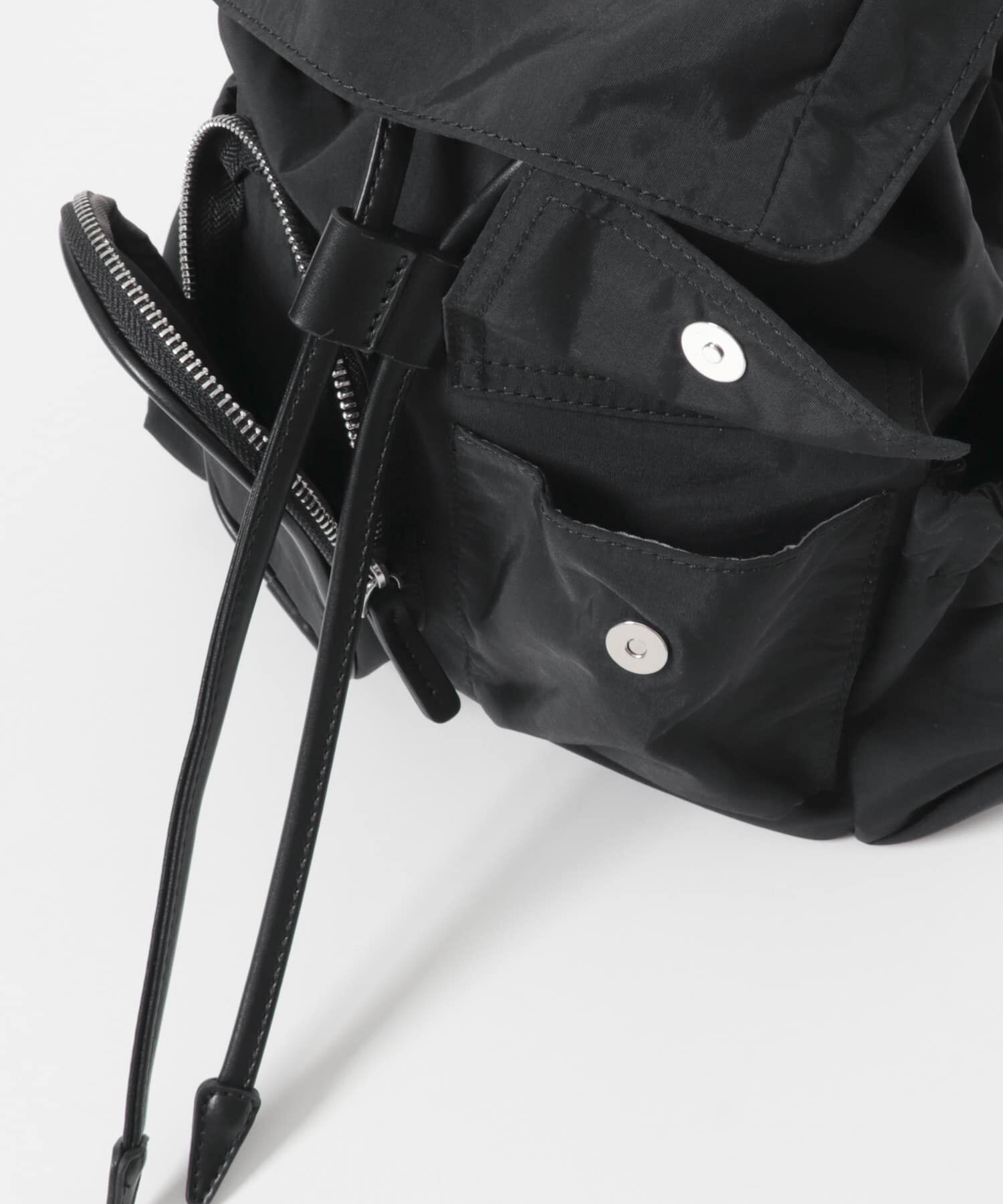 SENSE OF PLACE by URBAN RESEARCH「撥水マルチポケットナイロンリュック」|その他|