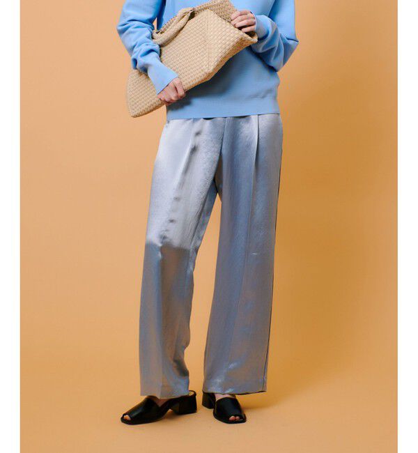 allureville「アセテートサテンタックパンツ」|チノ|ライトブルー