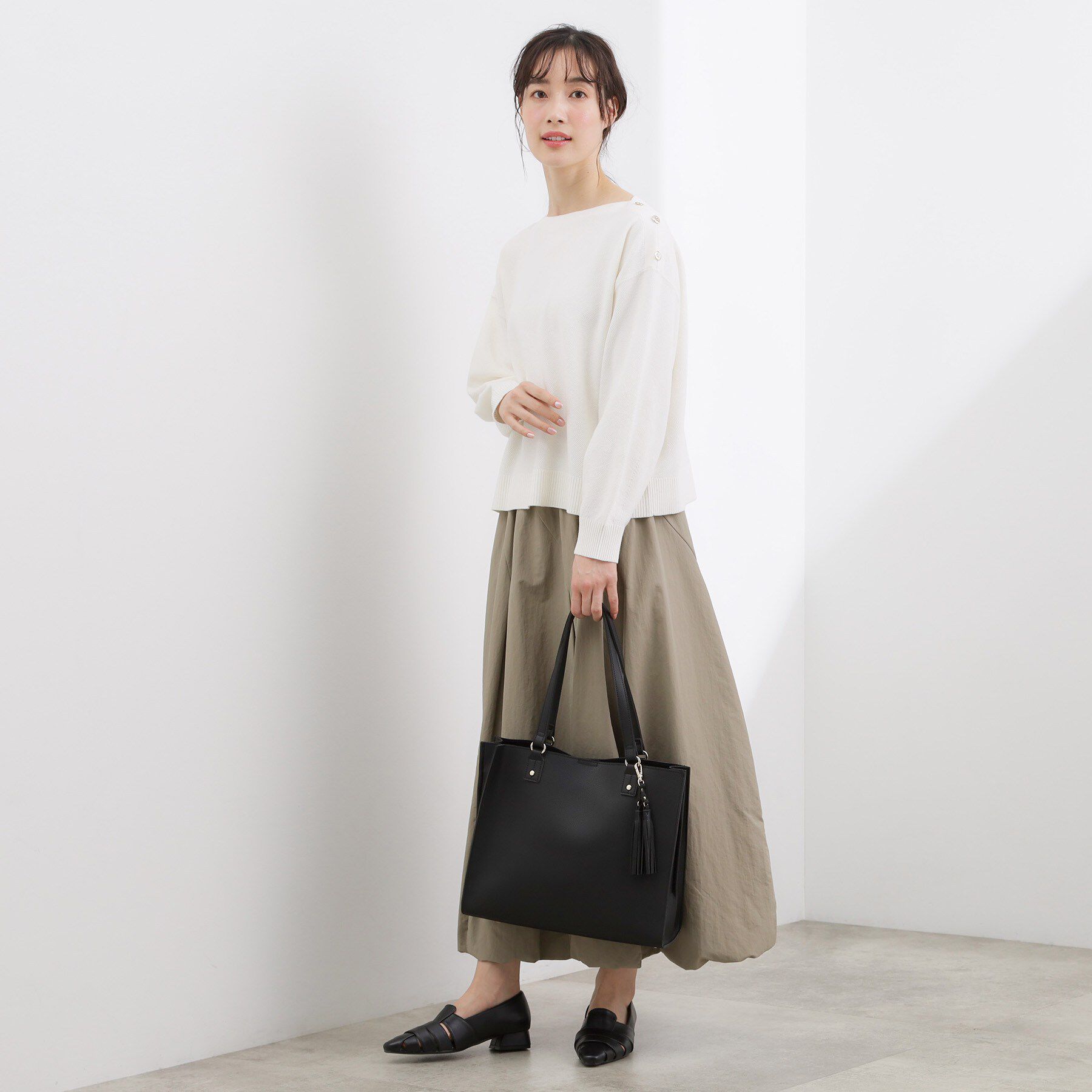 grove「【人間工学/A4】ダブルタッセル中仕切りトート」|トートバッグ|