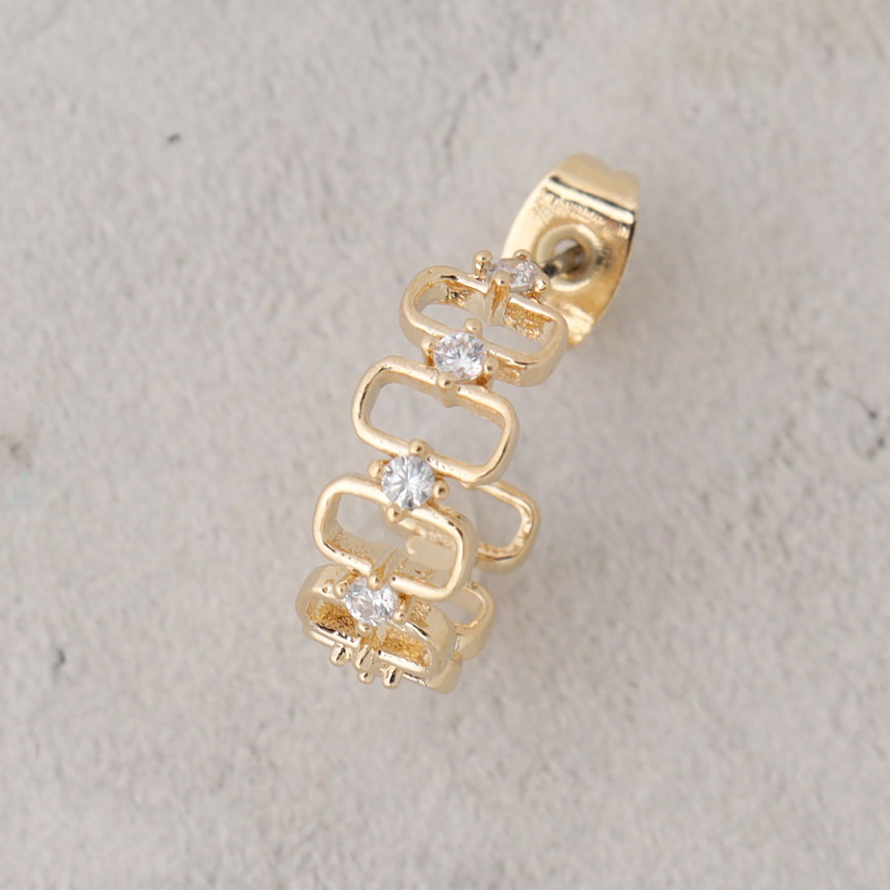 OPAQUE.CLIP「メタル&times;キュービックサークルピアス」|ピアス|