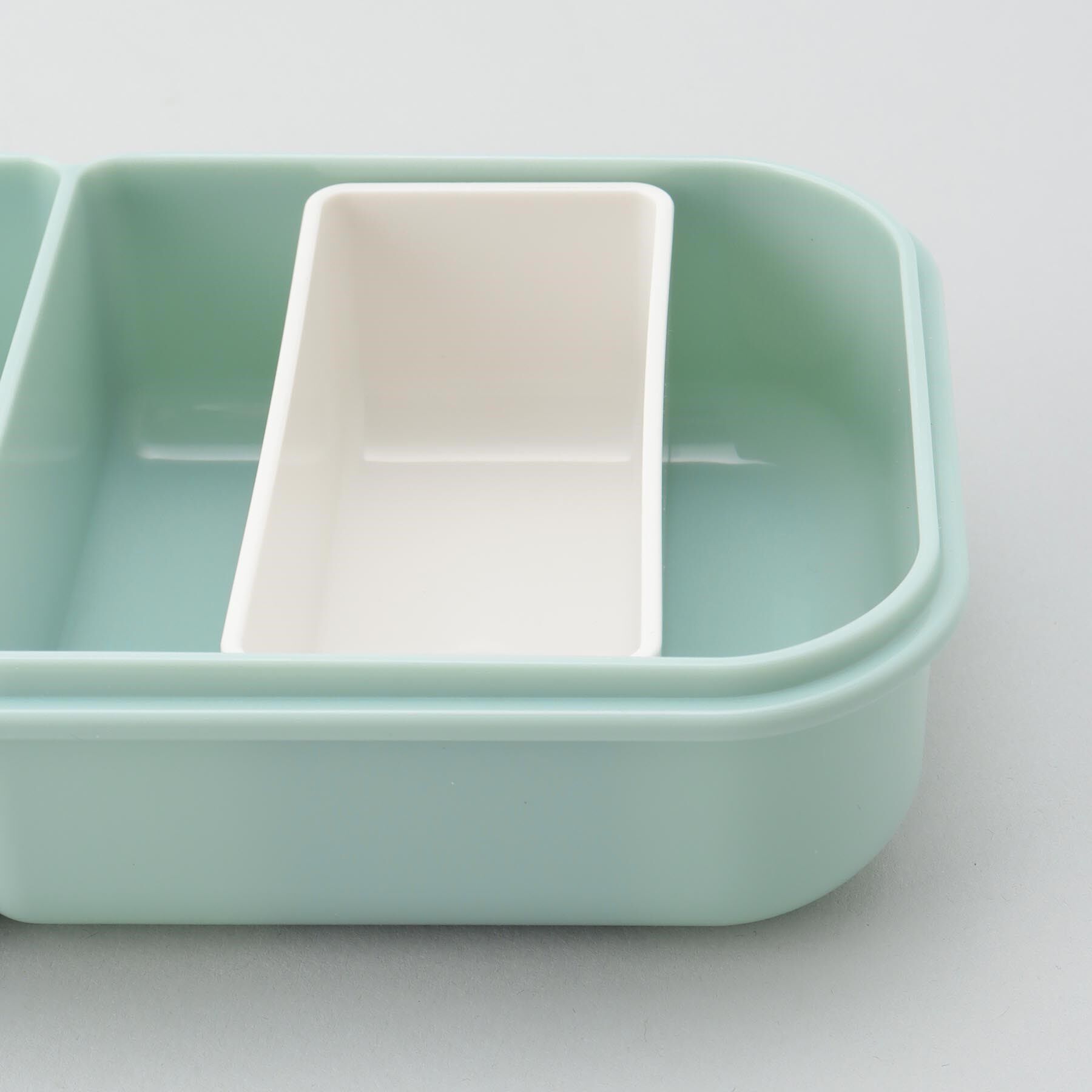 212 KITCHEN STORE「CCP 汁漏れしにくいスリムランチボックス ミント」|食器・キッチングッズ|
