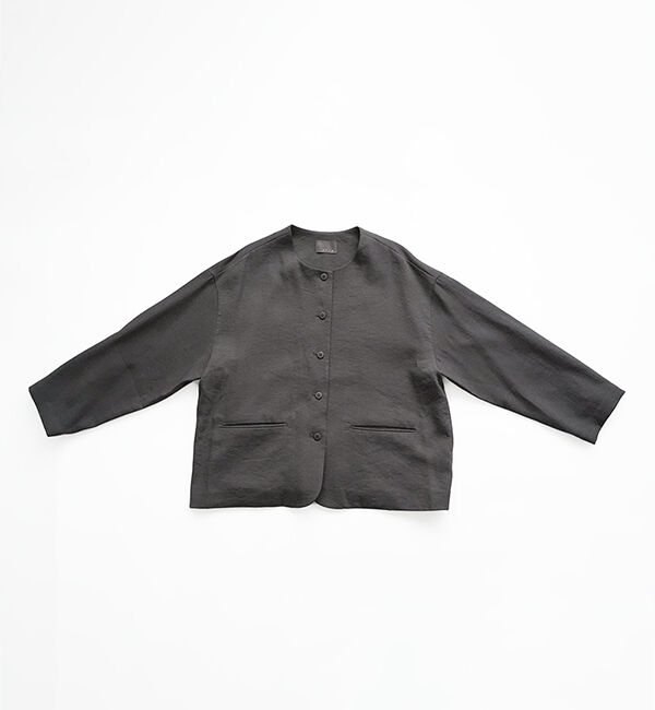 オローネ「シャルロットジャケット」|ノーカラージャケット|