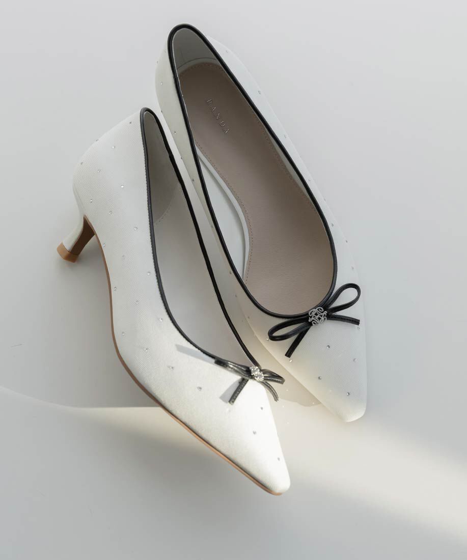  「モノグラムパーツリボンパンプス」|パンプス|アイボリー
