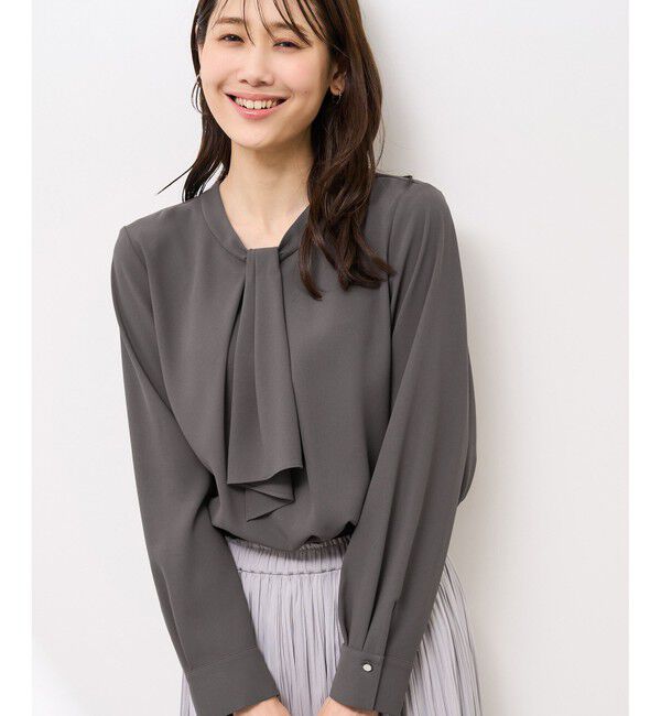 Rope&rsquo;Picnic「【WEB限定カラー・サイズ】メタルパーツフロントフリルタイブラウス/通勤対応」|シャツ・ブラウス|