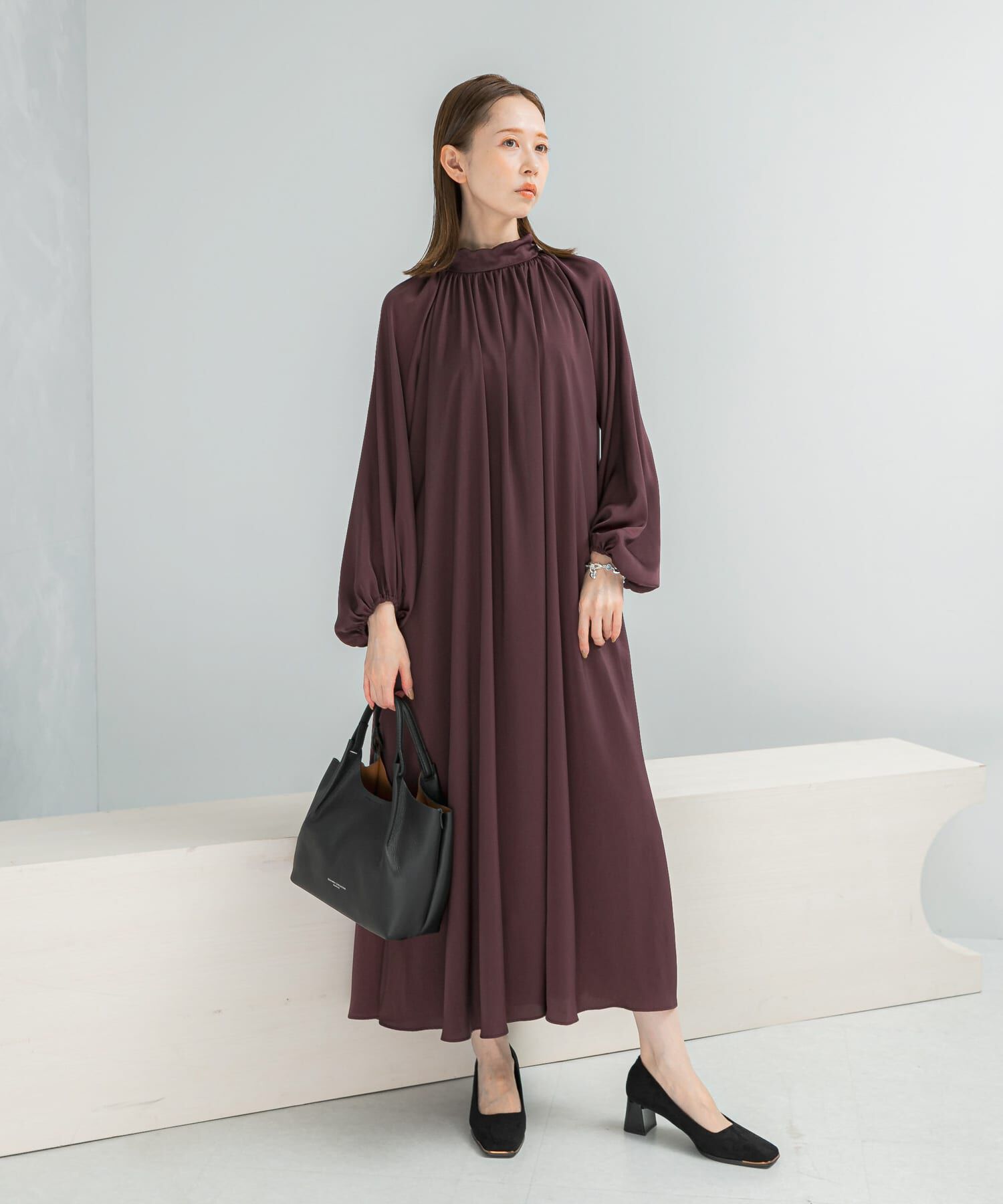 URBAN RESEARCH ROSSO「ハイネックギャザーサテンドレス」|ワンピース|