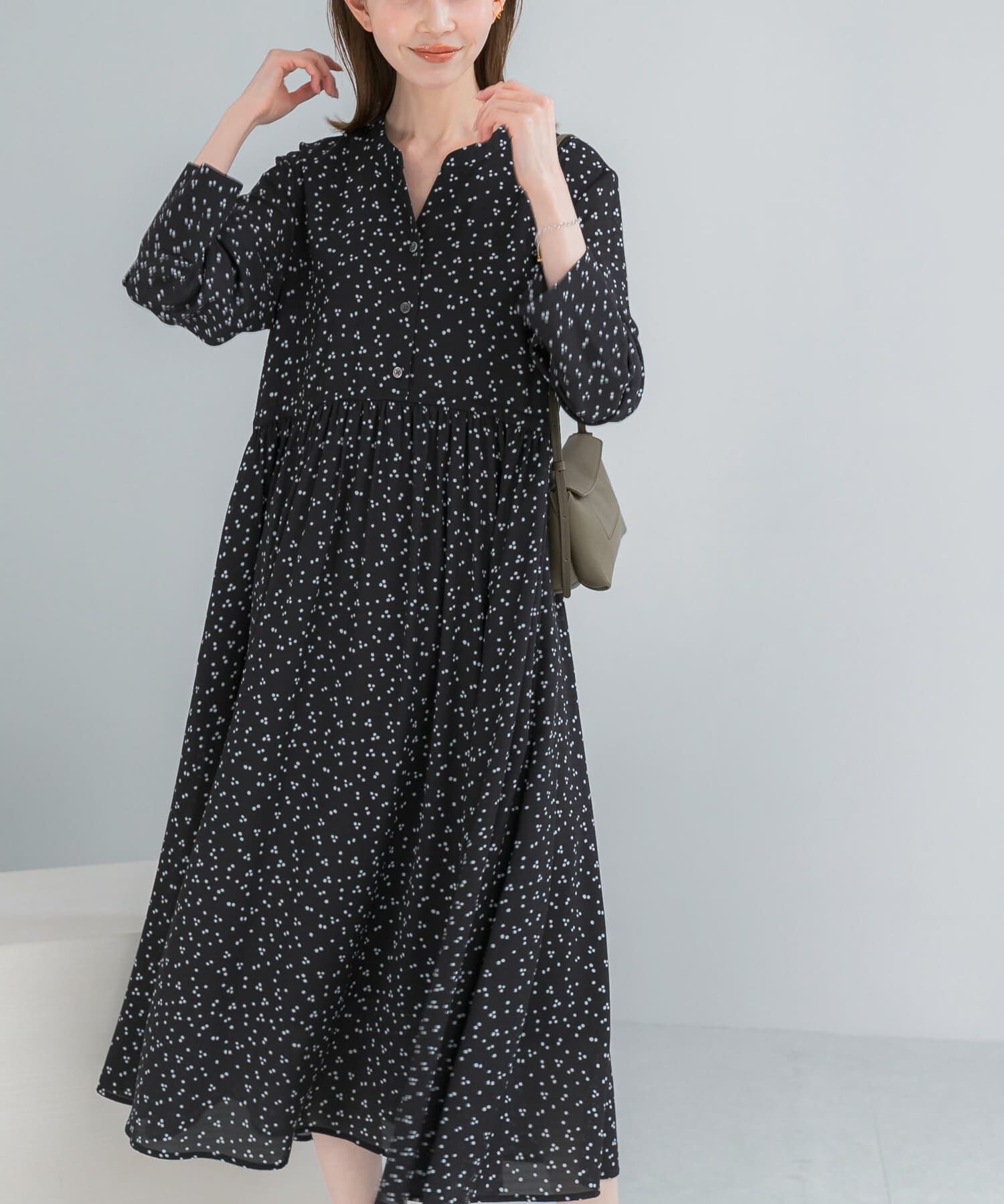 URBAN RESEARCH ROSSO「『WEB限定』ランダムドットボリュームワンピース」|ワンピース|