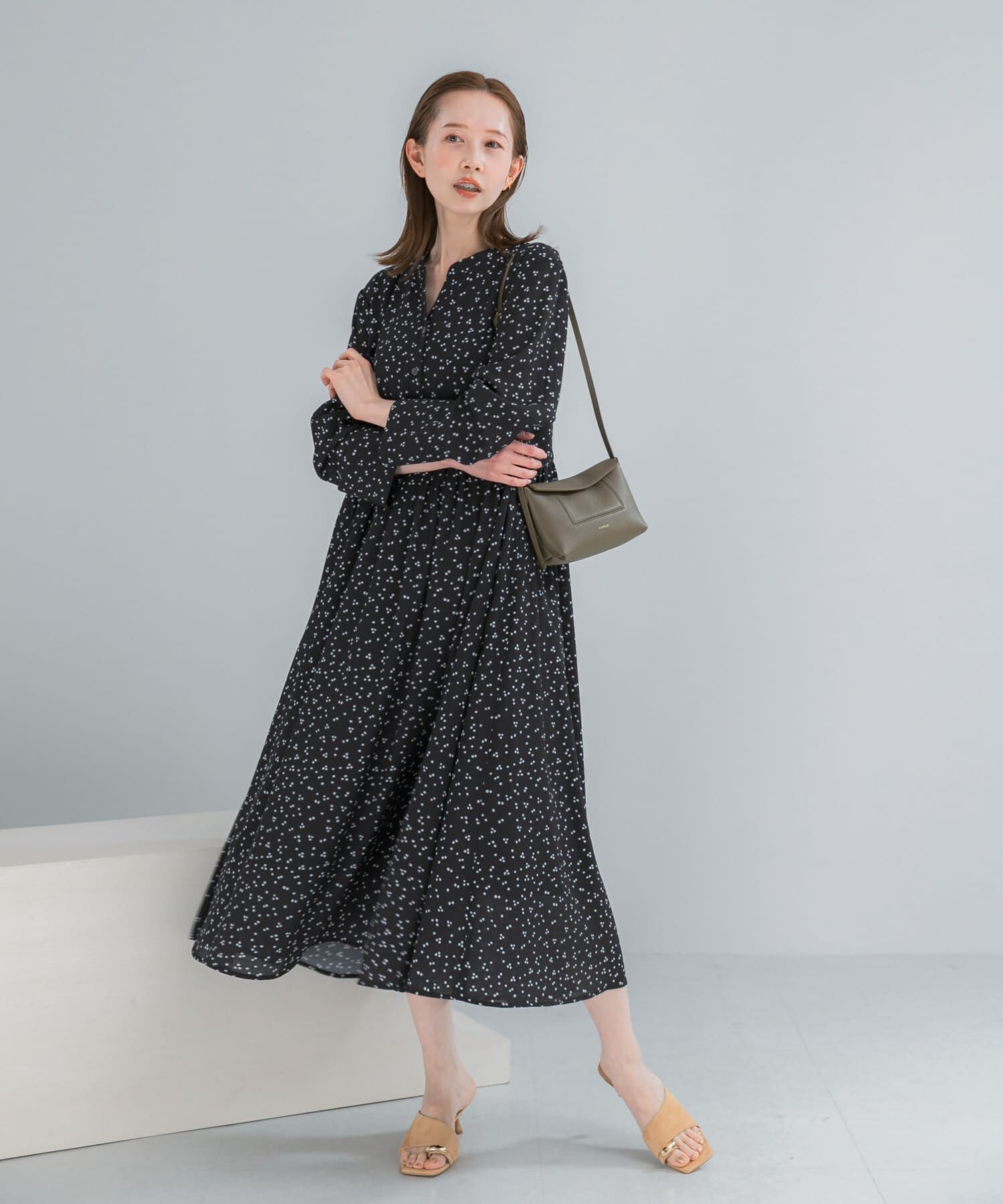 URBAN RESEARCH ROSSO「『WEB限定』ランダムドットボリュームワンピース」|ワンピース|