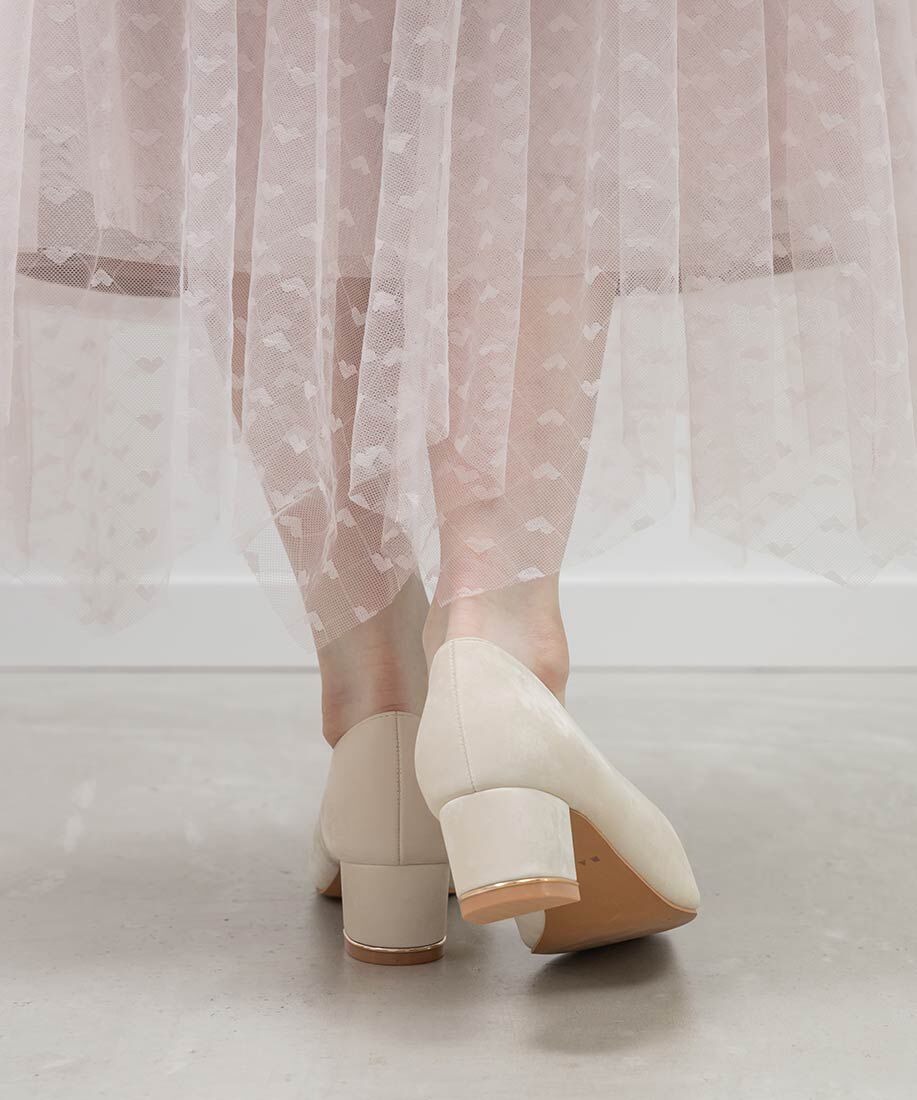  「2WAY ビジューモノグラムリボンパンプス」|パンプス|