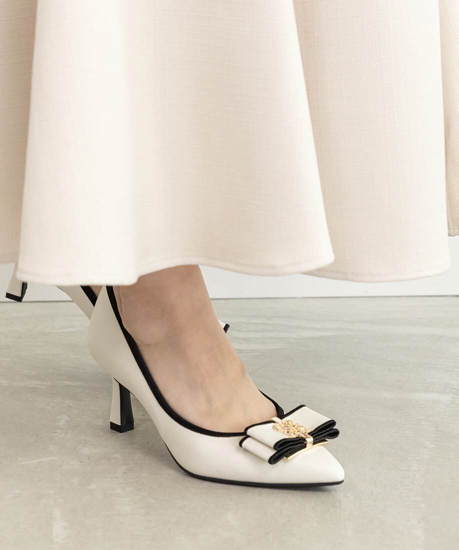  「【走れる美脚パンプス】モノグラムパーツリボンフィットパンプス」|パンプス|