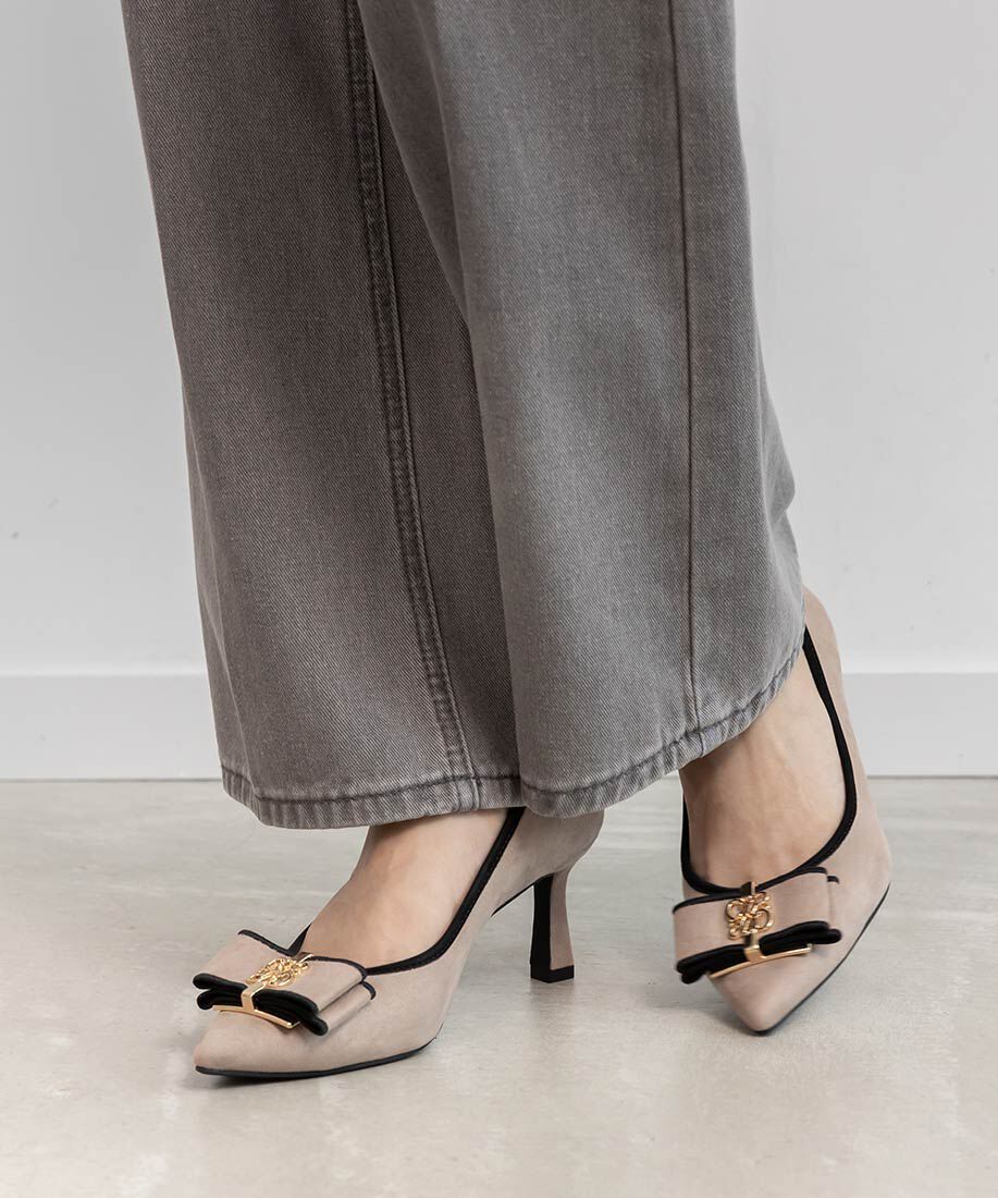  「【走れる美脚パンプス】モノグラムパーツリボンフィットパンプス」|パンプス|