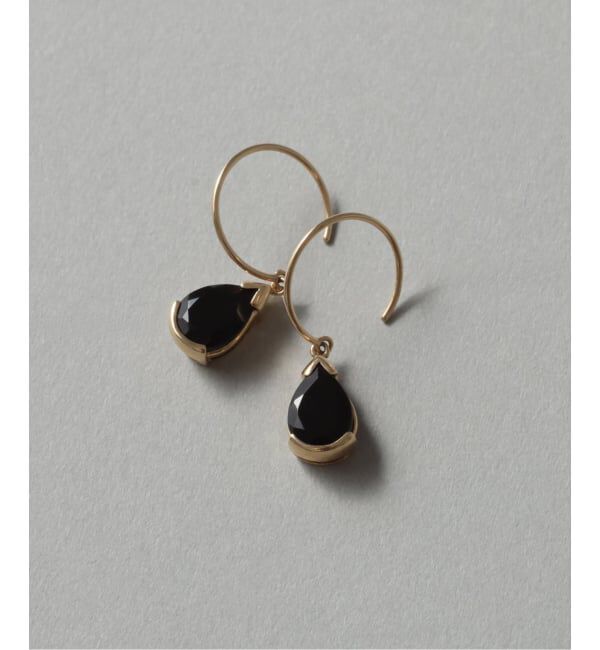 Lilas by Spick&Span「ペアシェイプオニキスフープピアス K10（両耳）」|ピアス|