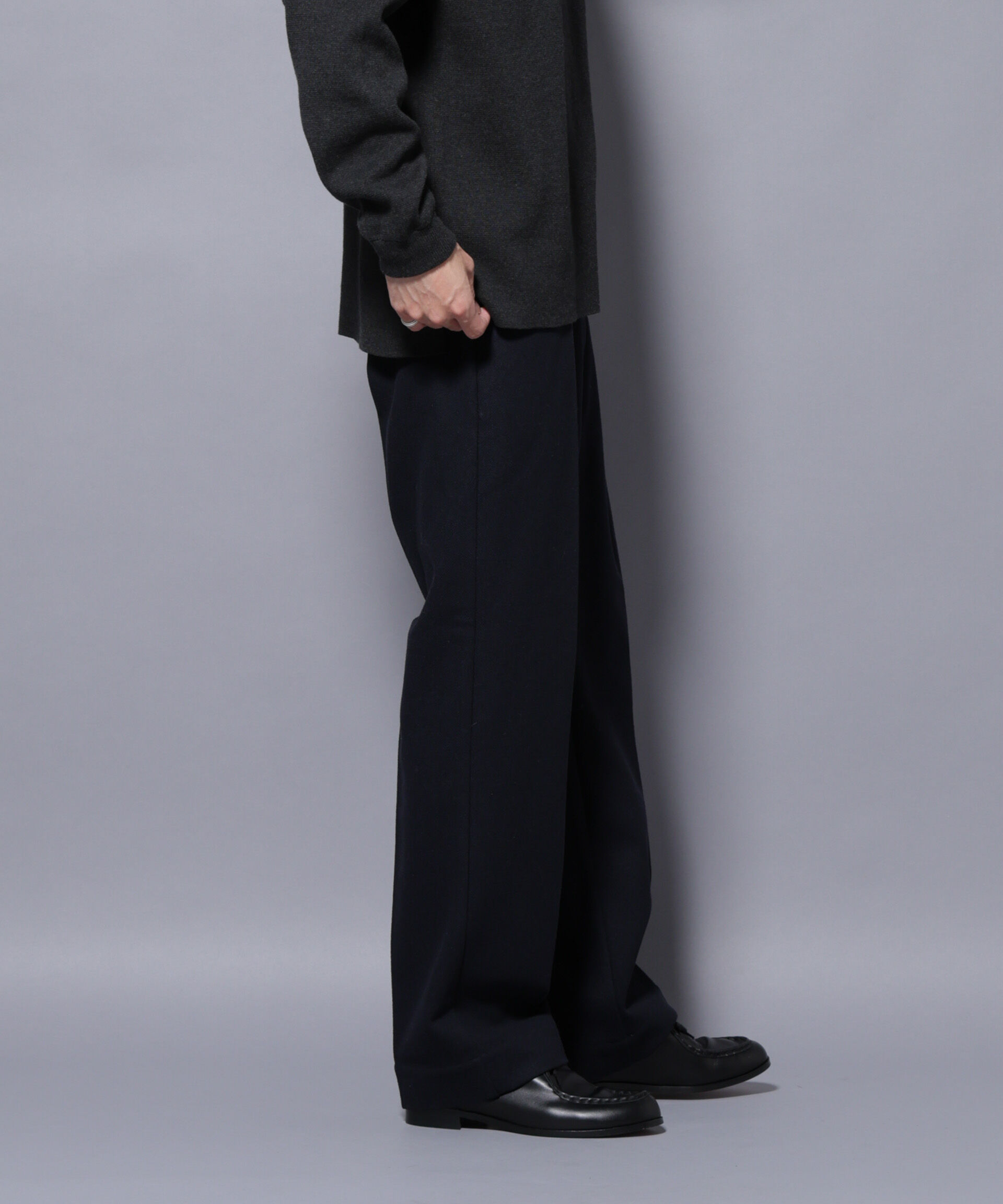 nano･universe「ヘリンボーンストレートスラックス」|チノ|