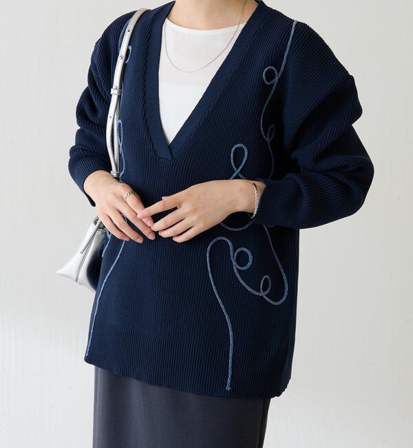  「コード刺繍深Vニット」|ニット・セーター|