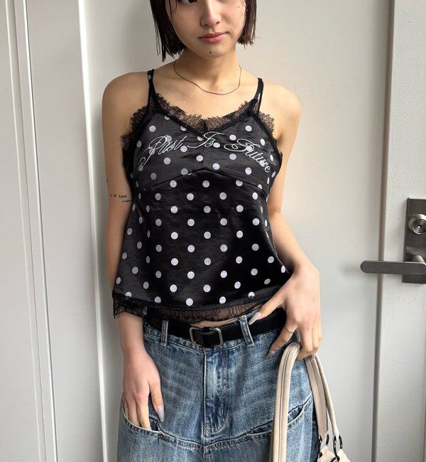  「刺繍ロゴサテンスリップキャミ」|シャツ・ブラウス|