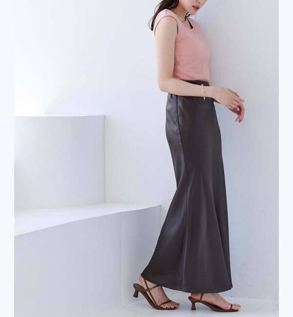 ur's「カップ付スクエアネックトップス/タンクトップ」|タンクトップ|