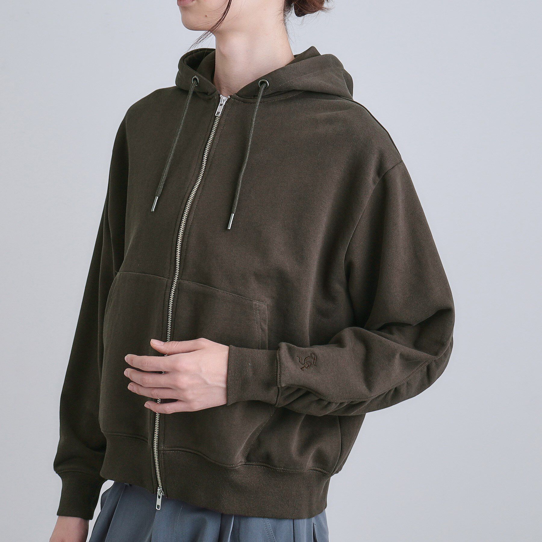 tk.TAKEO KIKUCHI「アームシャーリングジップパーカー」|パーカー|