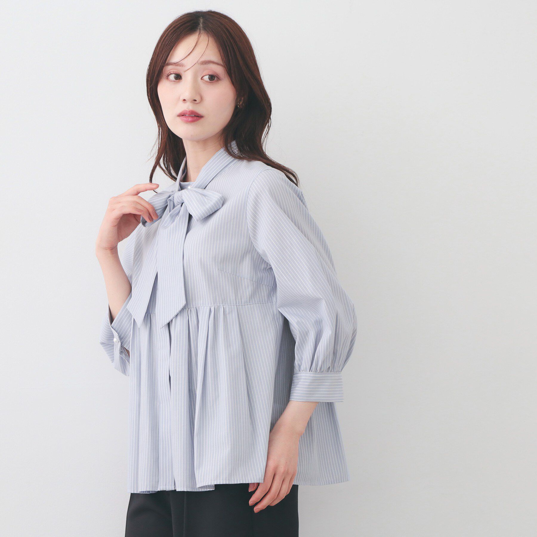 index「2WAYペプラムブラウス/ボウタイ取り外し可【洗濯機OK/イージーアイロン/防シワ】《XS～LL/8」|シャツ・ブラウス|