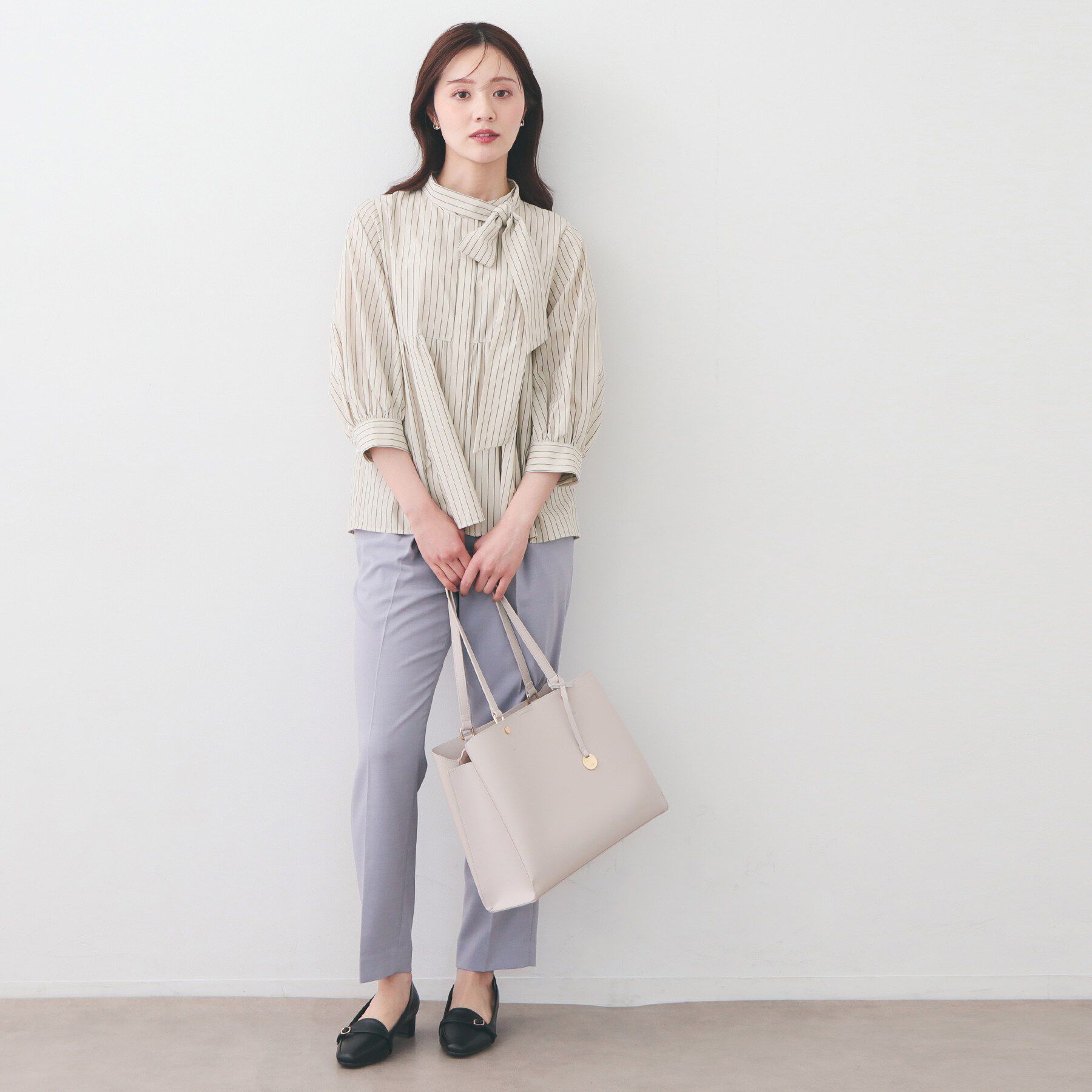 index「2WAYペプラムブラウス/ボウタイ取り外し可【洗濯機OK/イージーアイロン/防シワ】《XS～LL/8」|シャツ・ブラウス|