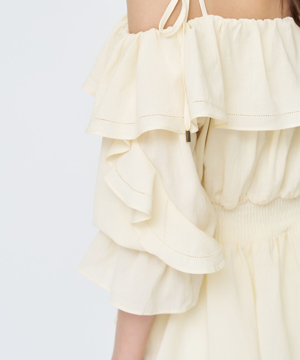 アンドクチュール「オフショルフリルブラウス」|シャツ・ブラウス|