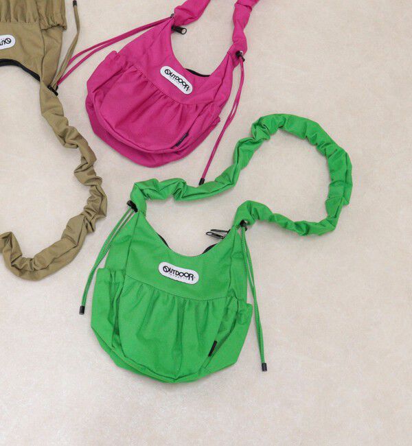 fredy emue「【OUTDOOR PRODUCTS】 エッグフォルムギャザーハンドルバッグ」|ショルダー・メッセンジャー|イエローグリーン