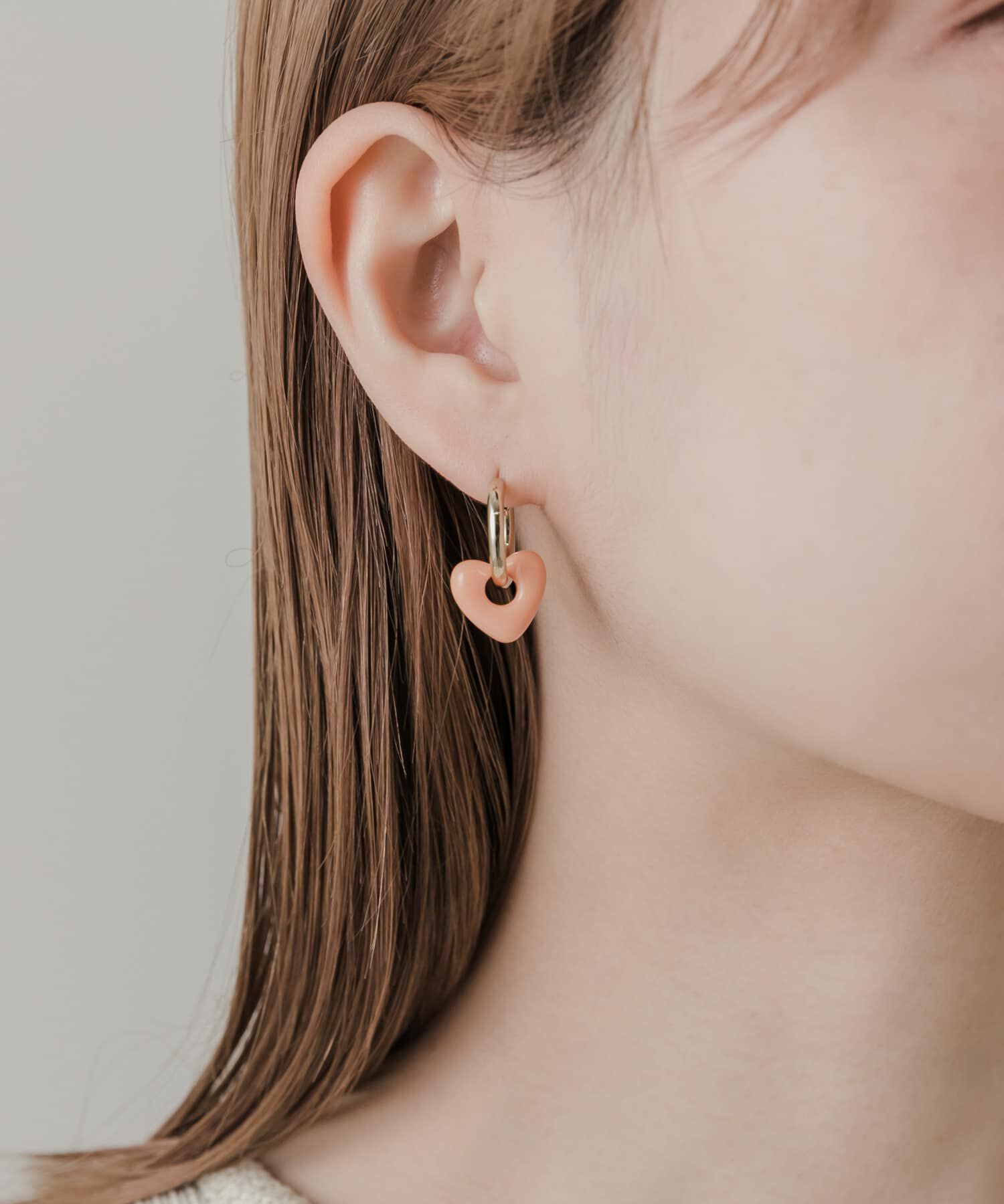 SMELLY「カラーハートドロップフープピアス」|ピアス|ゴールド系その他