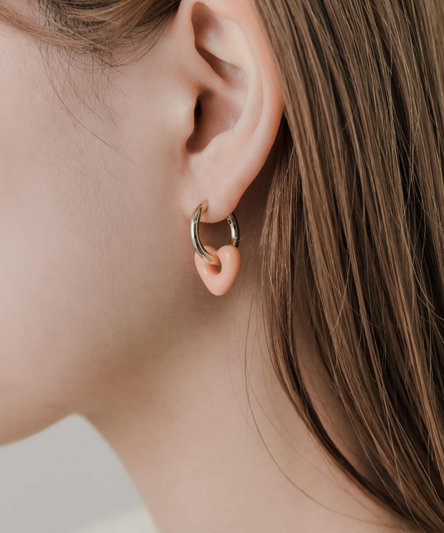 SMELLY「カラーハートドロップフープピアス」|ピアス|