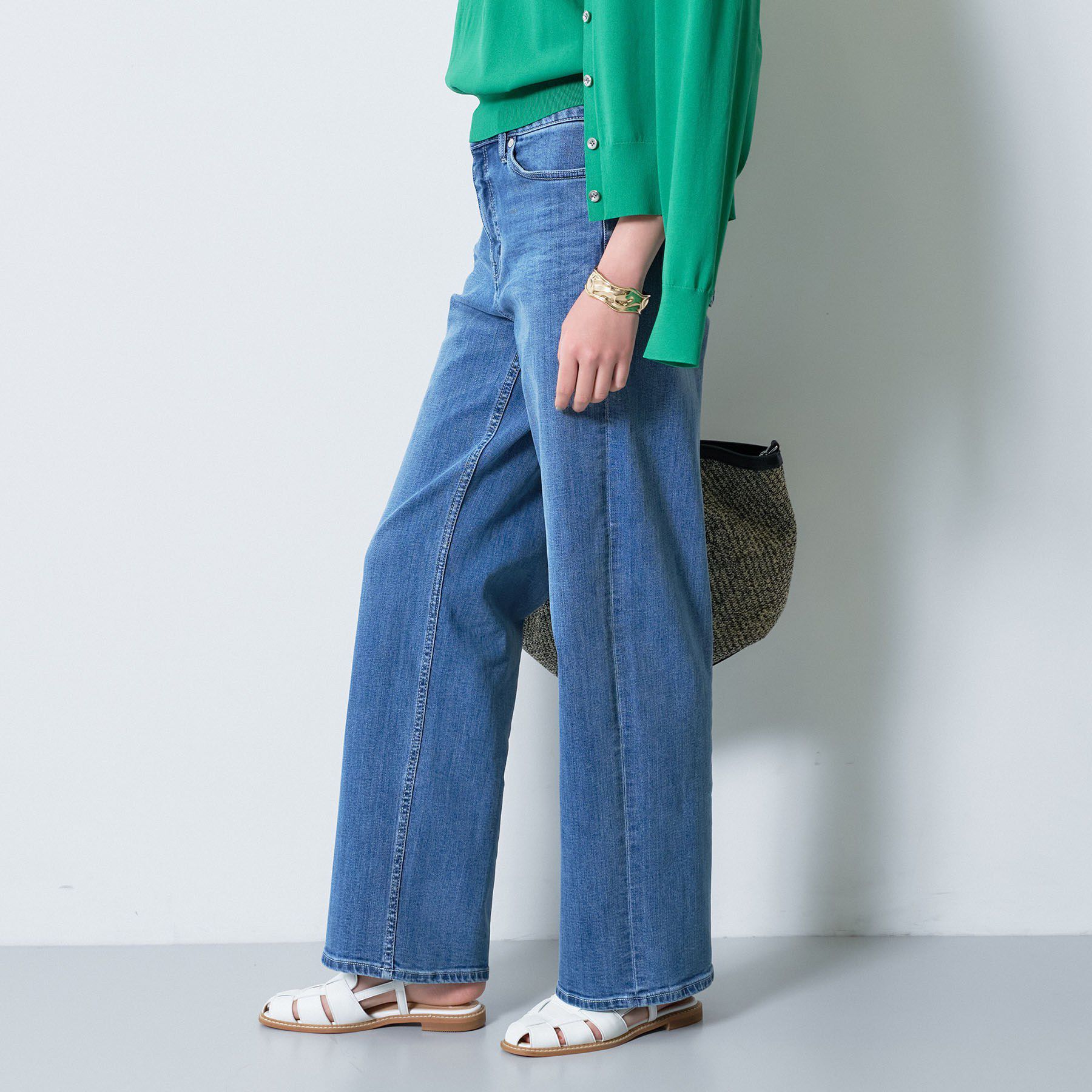 INDIVI「【褒められデニム】ワイドストレート デニムパンツ」|デニム|