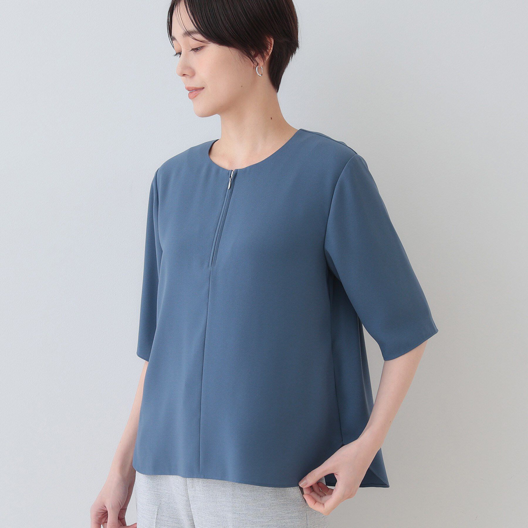 INDIVI「【洗える】ハーフジップデザインブラウス」|シャツ・ブラウス|ブルー(693)