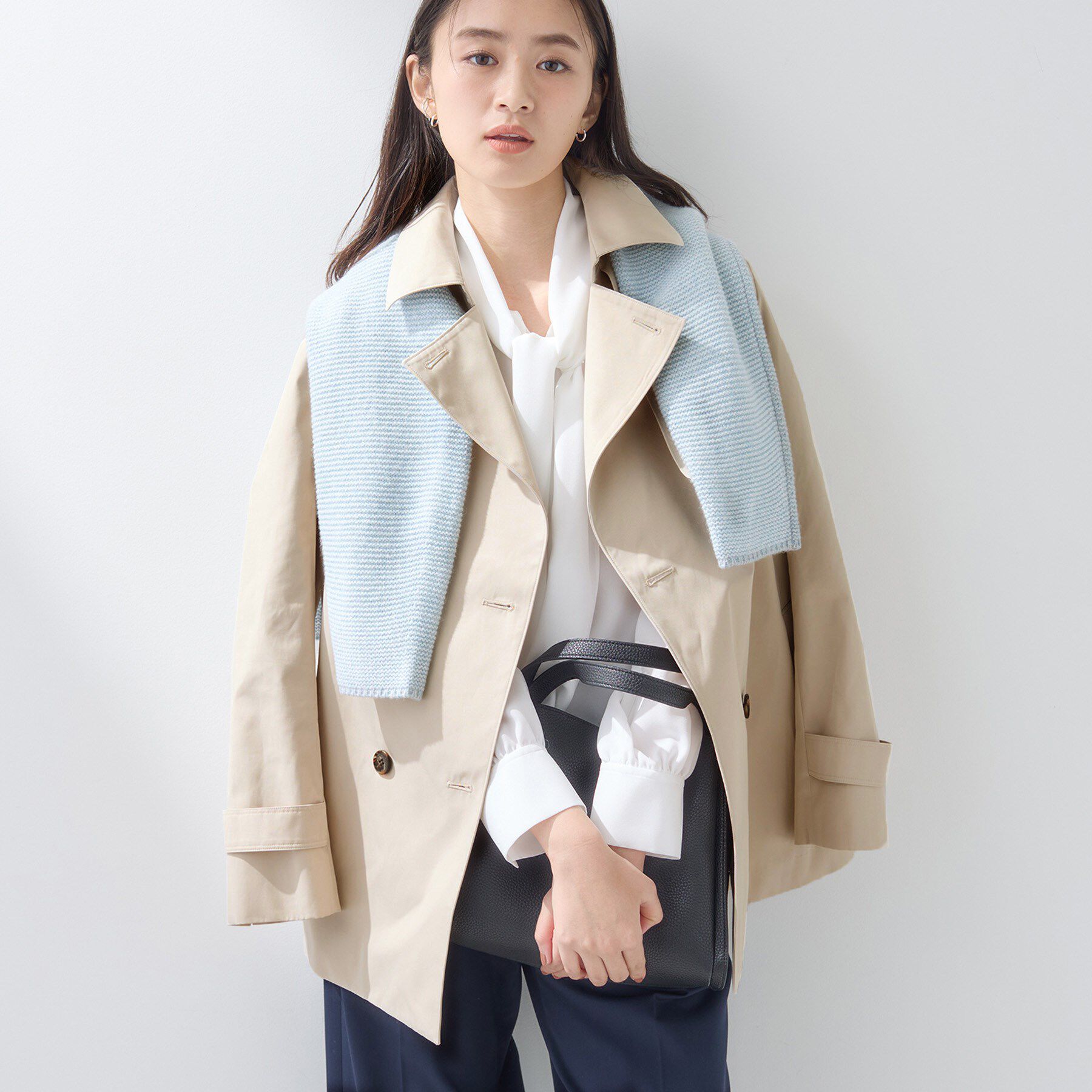 INDIVI「【花粉付着防止／撥水／UVケア】名品トレンチコート」|トレンチコート|ライトベージュ(05