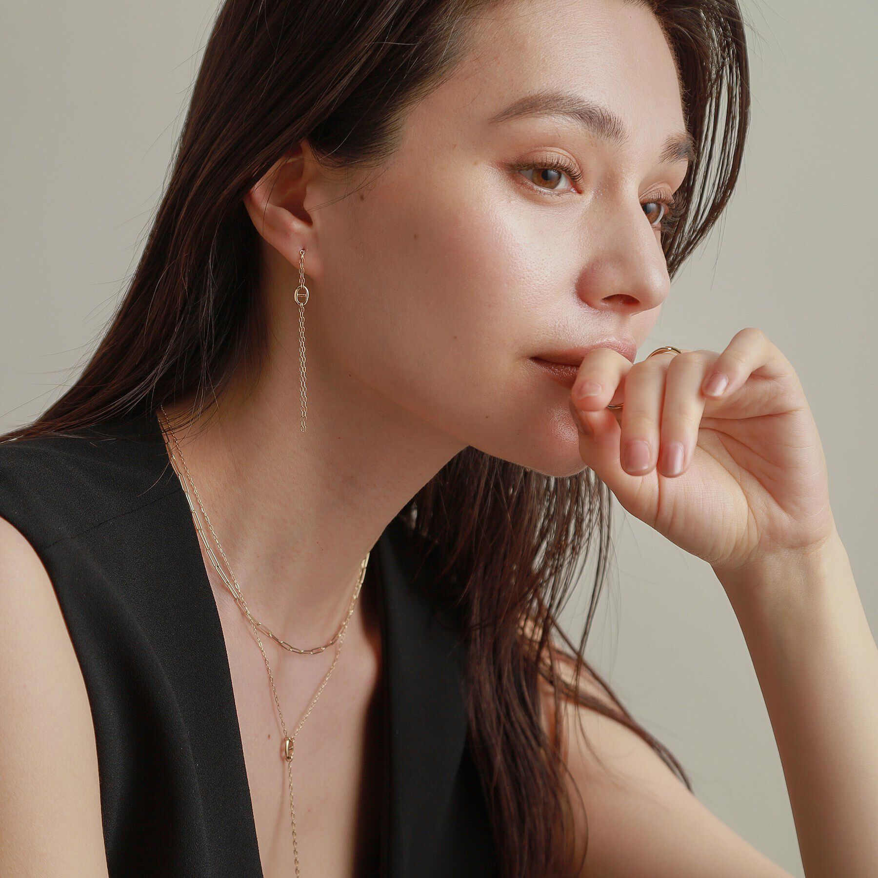 COCOSHNIK「K10マリンモチーフチェーンフリンジ スタッドピアス」|ピアス|