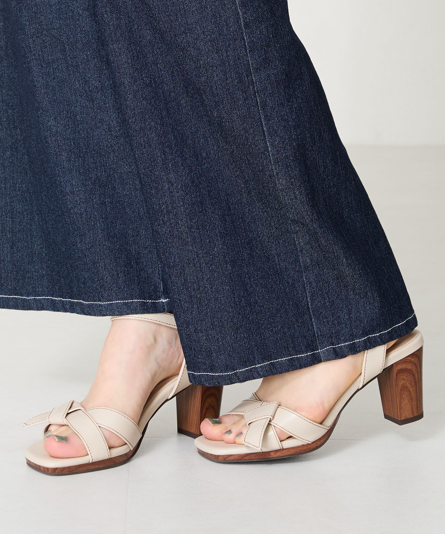 ORiental TRaffic「リボンベルトウッドヒールサンダル/51225 サンダル 人気 ヒール8.2cm」|サンダル|BEIGE